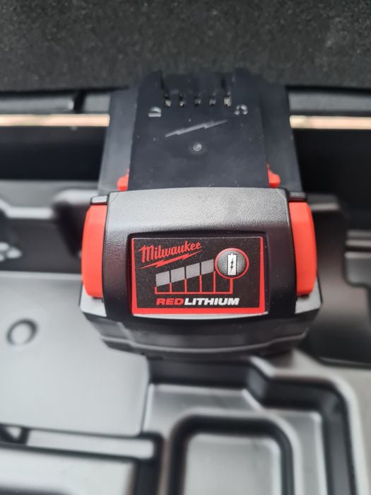 Akumulator milwaukee