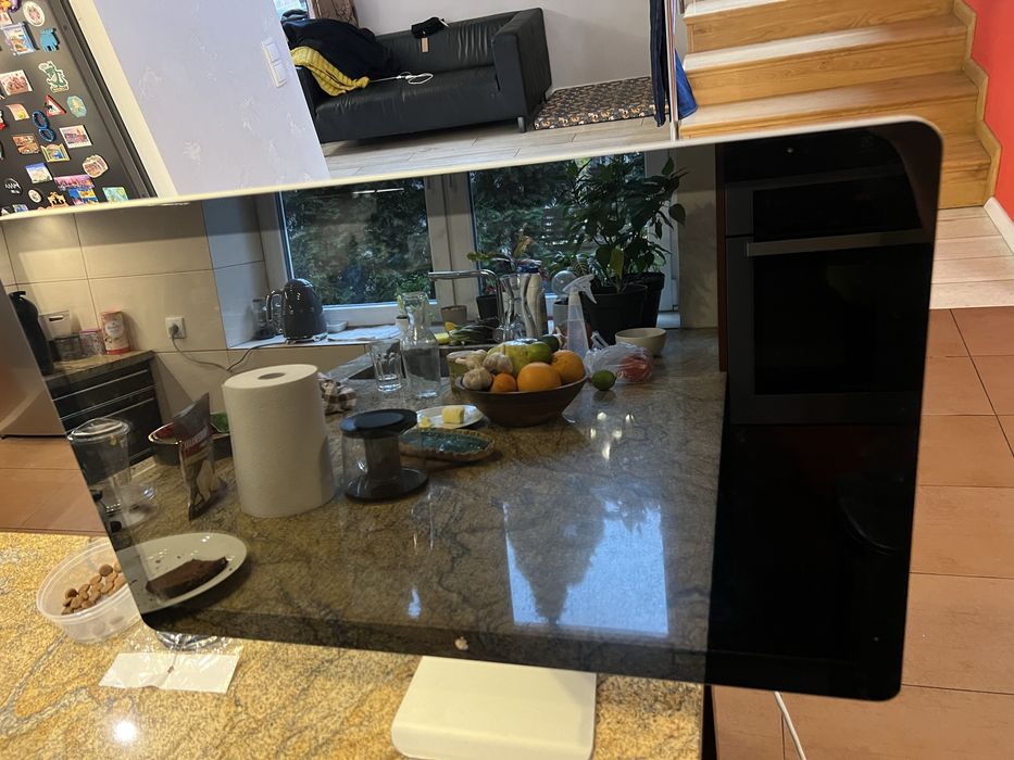 Monitor apple zepsuty.