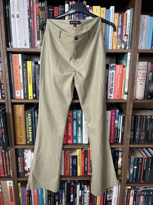 Motel skorzane spodnie dzwony rozszerzane