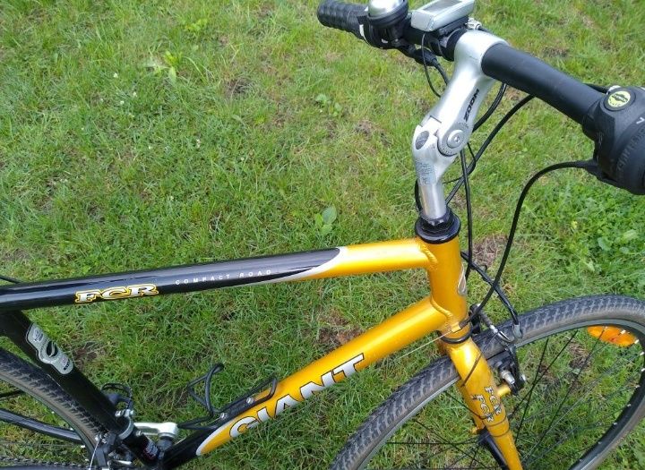 Rower trekkingowy aluminiowy Giant FCR koła 28 cali