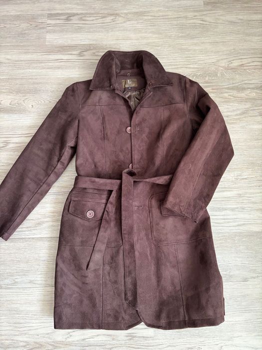 Пальто жіноче замшеве