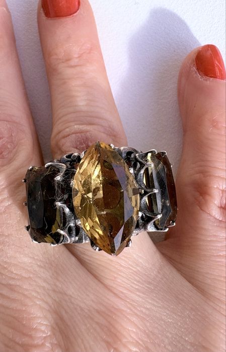 Anel em Prata e Zirconia