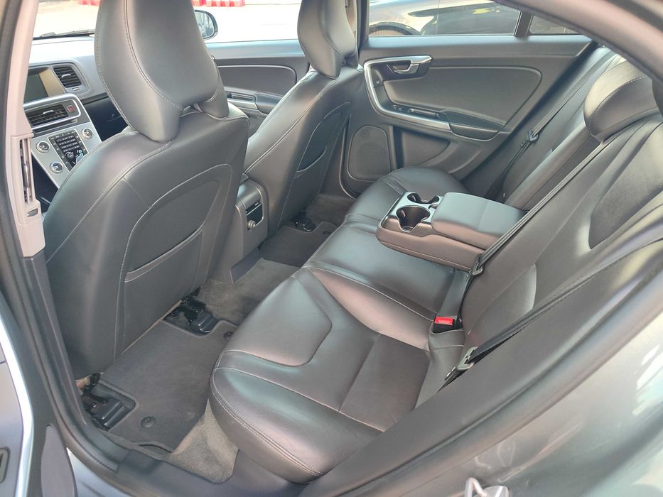 Volvo S60  CROSS COUNTRY 2018 рік, 2,0, дизель, з Італії ВІДЕО