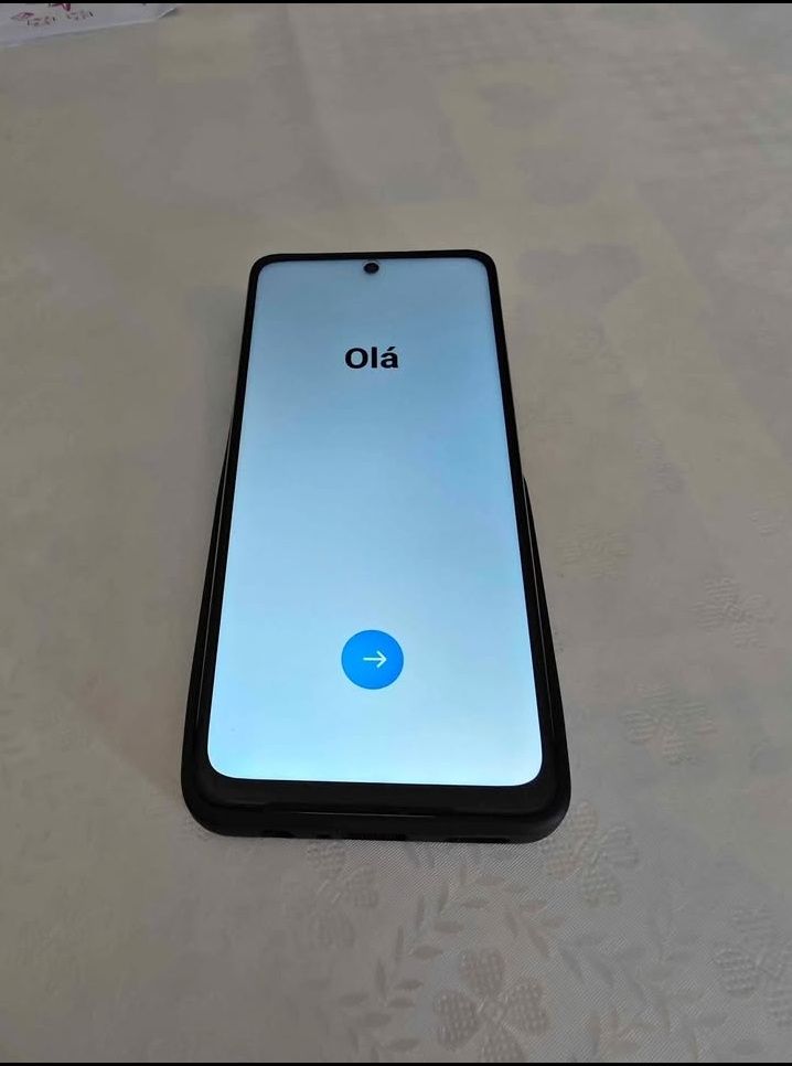 Oppo A40M ** 8/256GB Snapdragon 6s Gen 1 **