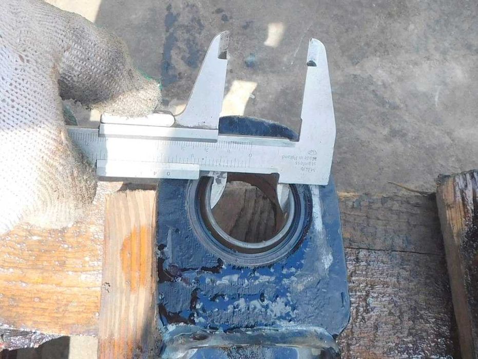 Siłownik Hydrauliczny Dł. 112cm/69cm Skok 42cm Śmieciarka Dwustronne