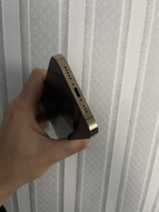 Apple iPhone 13 pro 128 gb. Неверлок, акб 90%