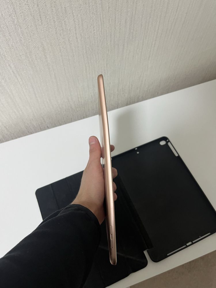 Ipad 6 32 gb 2018 рік