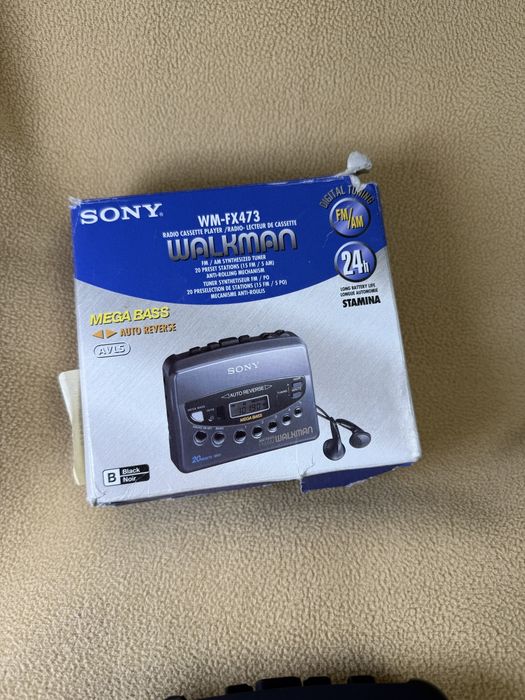 Walkman Walan FX473 z oryginalnym pudełkiem – retro radio-kasetowy