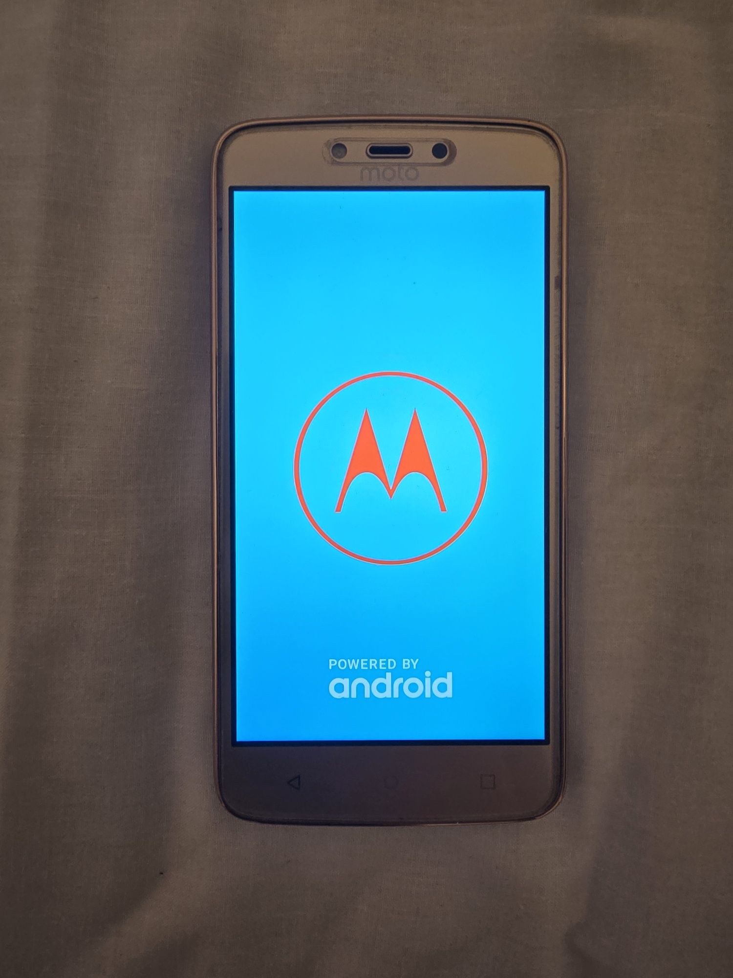 Motorola XT1723 dual sim złota Smartfon smarthphone telefon