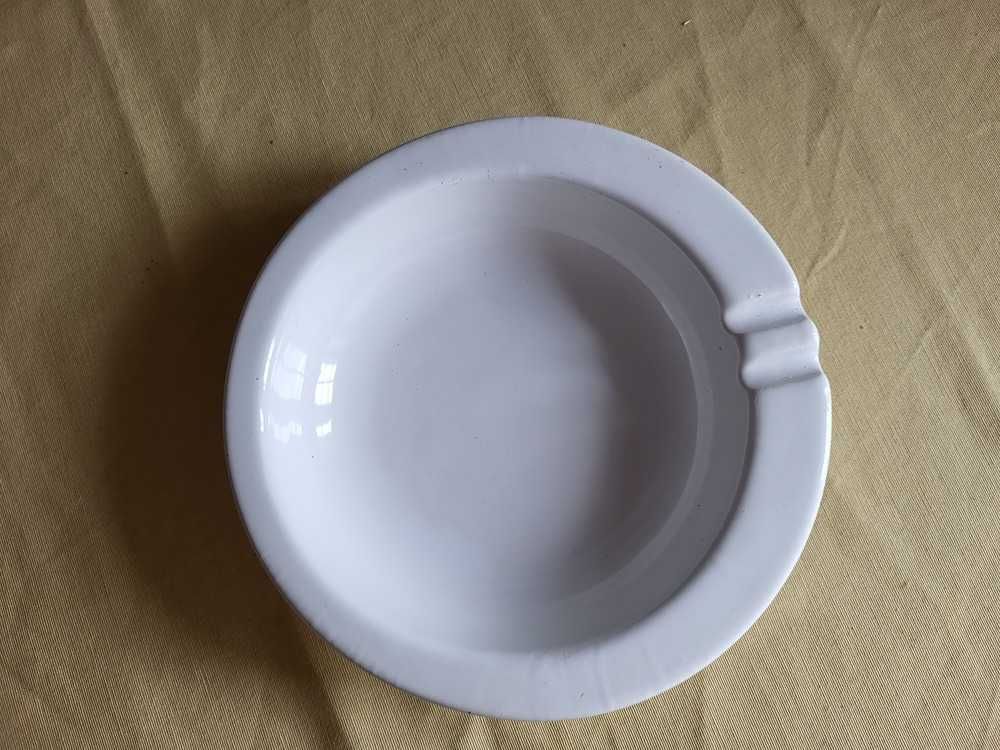 Cinzeiro Cerâmico Branco
