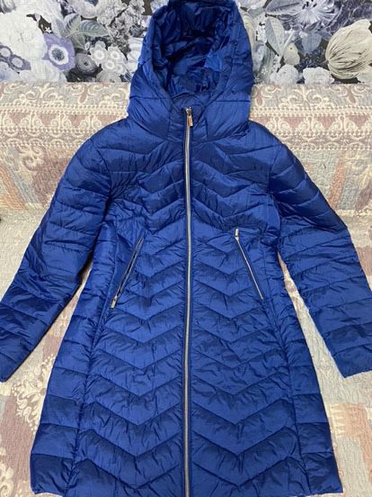 Пальто синього кольору