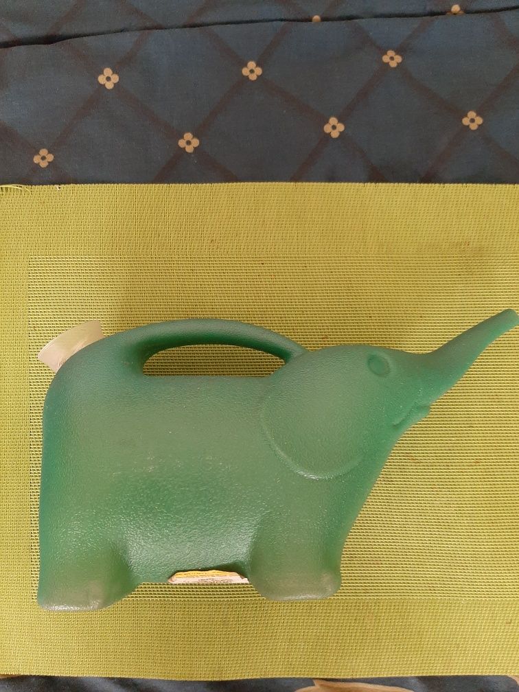 Koneweczka slonik