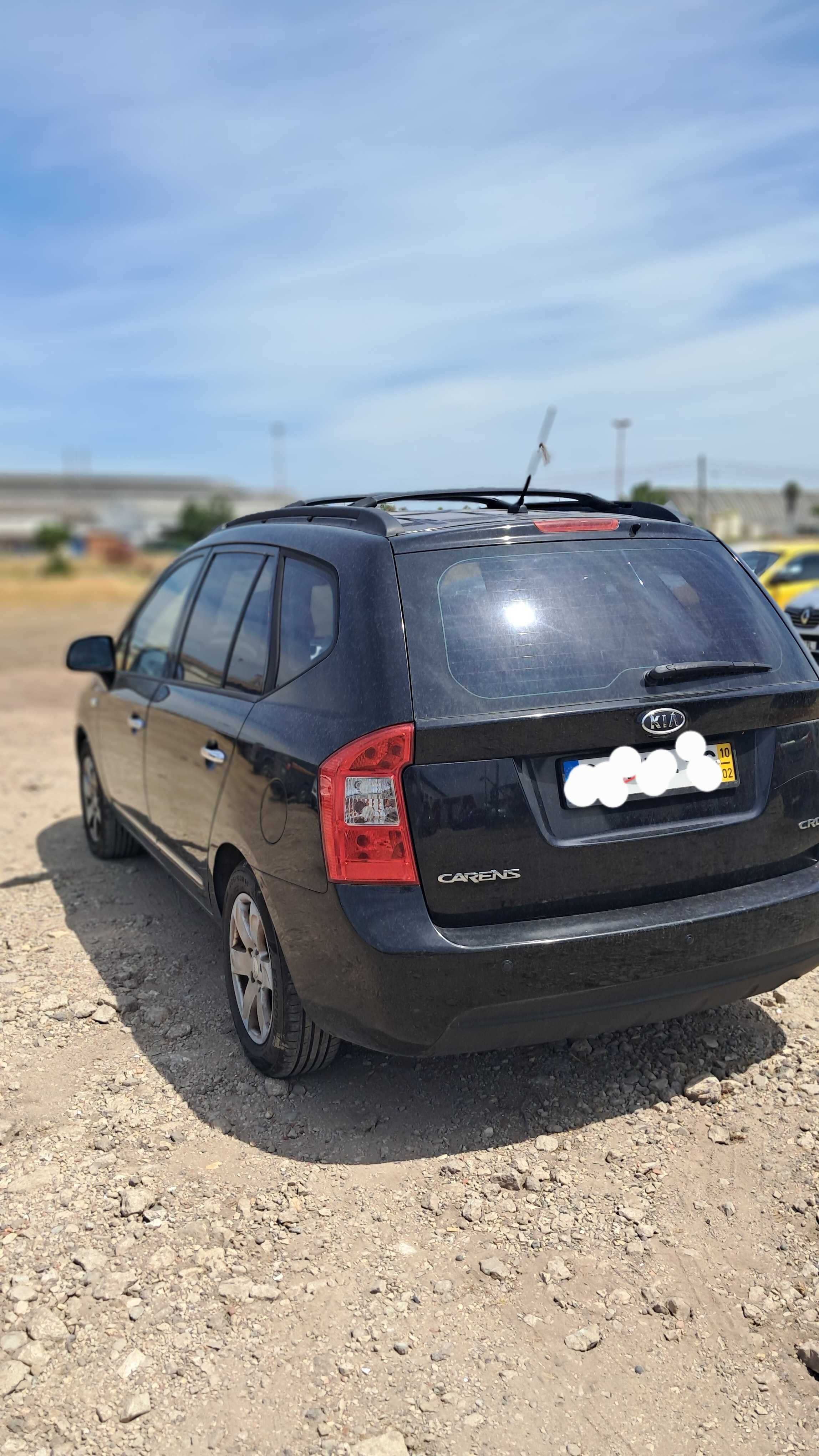 Vendo KIA CARENS 2.0, 140, 7 lugares , ano 2010
