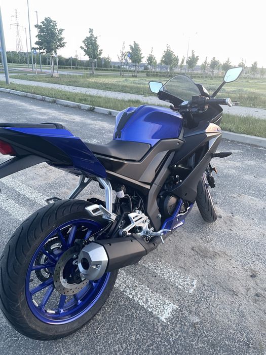Yamaha yzf r125 R125 YZF abs niski przebieg kontrola trakcji