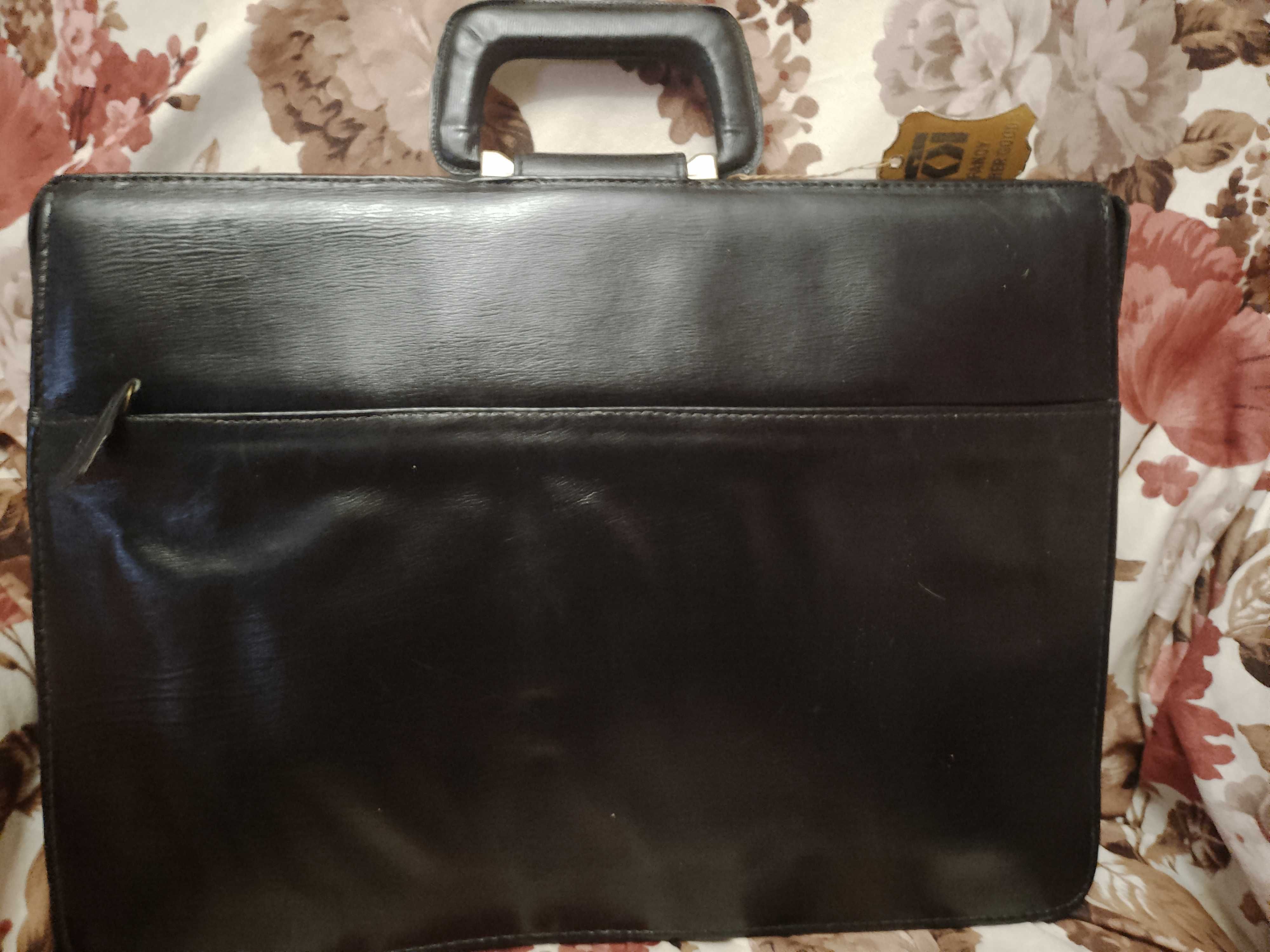 Продам портфель шкіряний