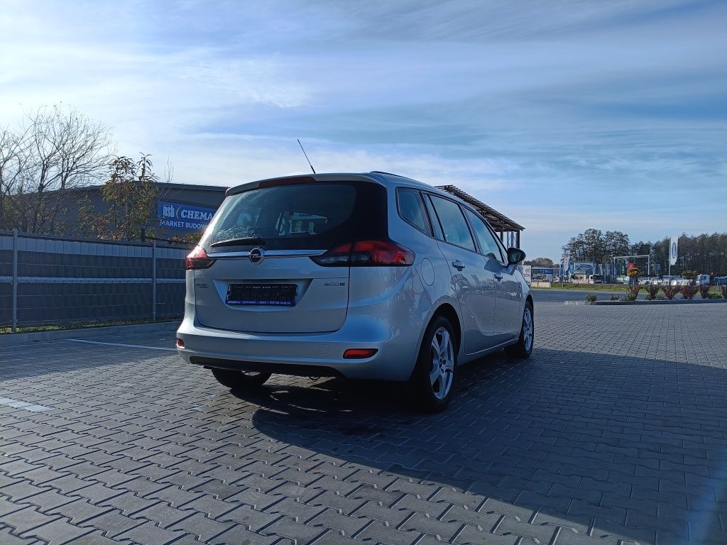 Opel Zafira C 7 osobowy