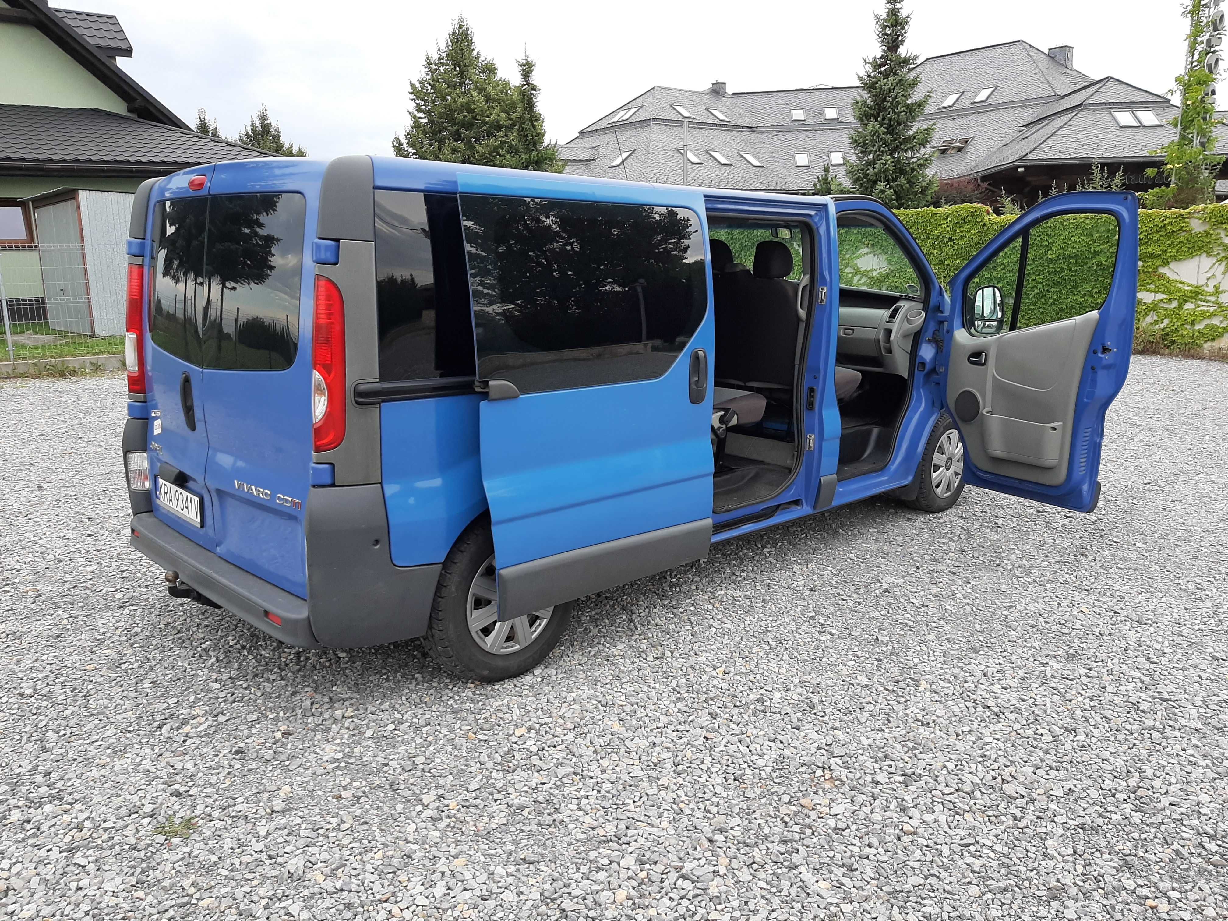 Wynajem bus 9 osobowy wypożyczalnia od  130zł doba