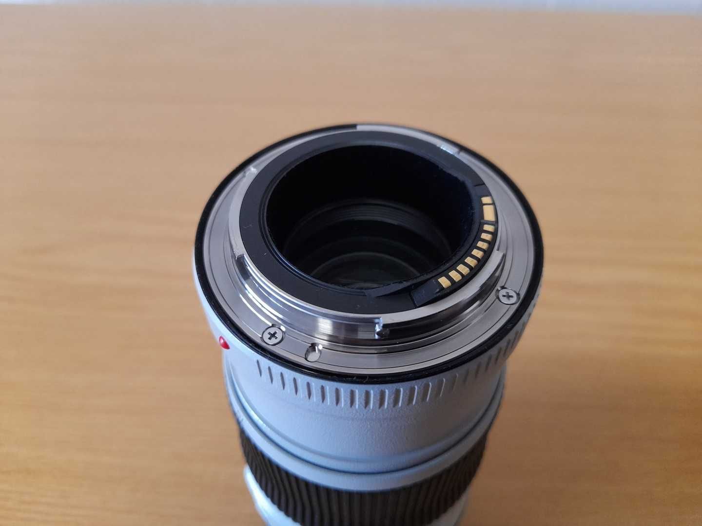 Canon EF 70-200mm f4L is ii USM