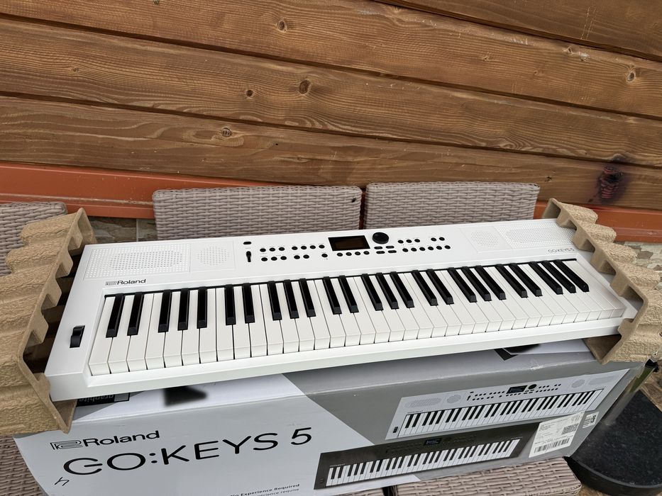 Синтезатор Roland GO:KEYS 5