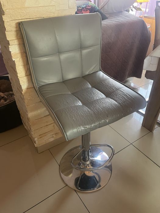 Krzeslo barowe za darmo