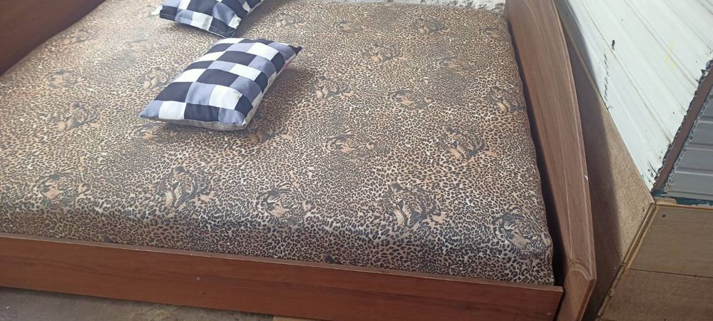 Кровать двуспальная 6500 дост отд