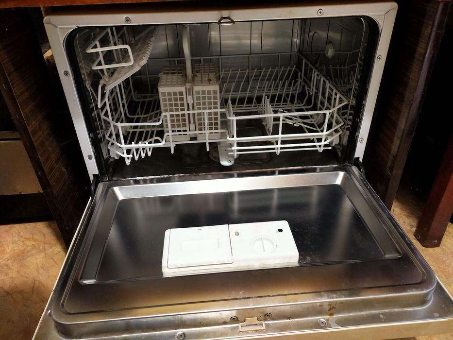 Продам посудомоечную машинку "Zanussi"