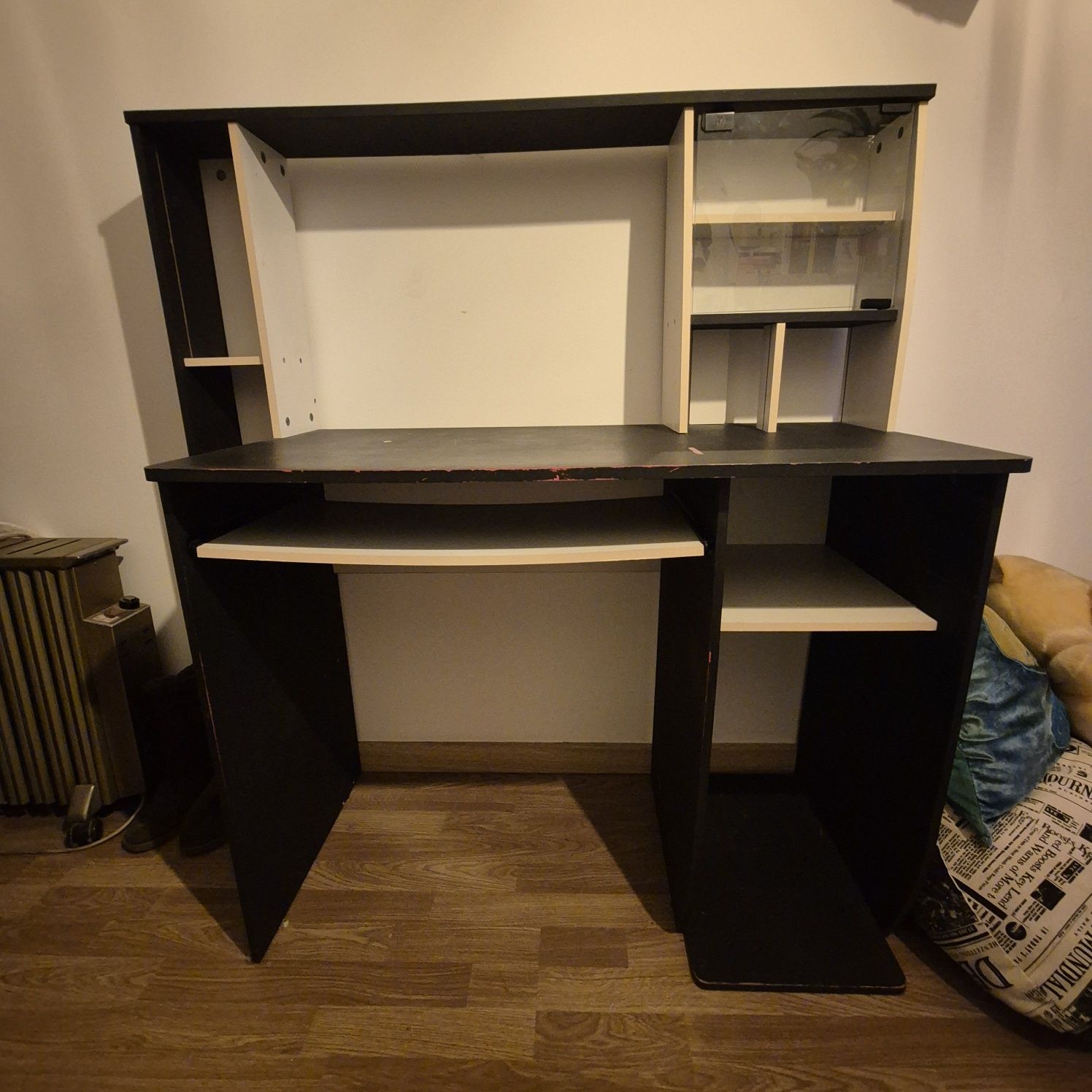 secretária / mesa de computador