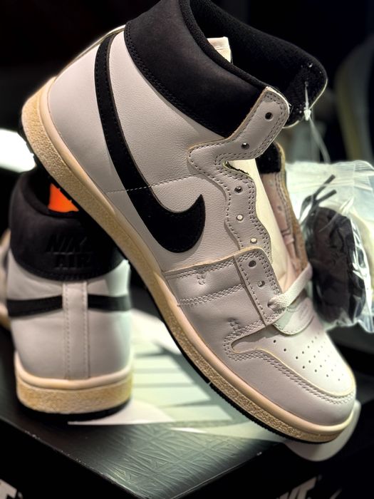 NIKE 100% oryginalne, r. 42