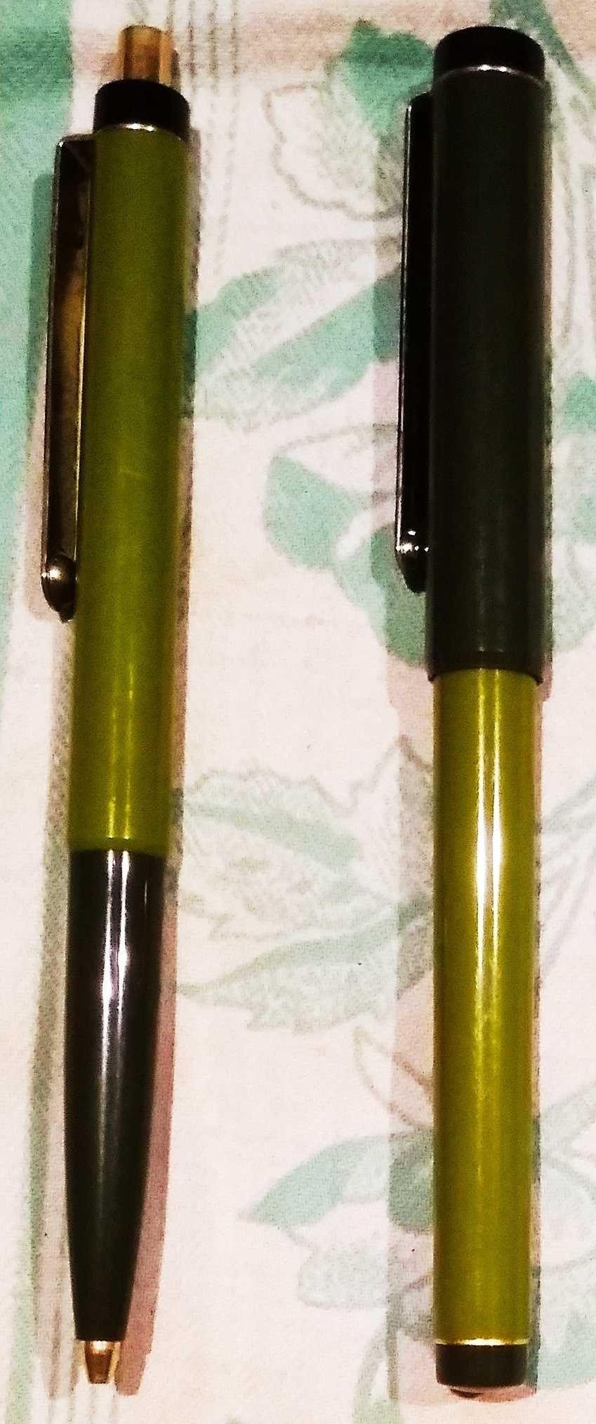Ручки чернильные и шариковые, карандаши и фломастеры.