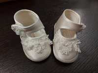 Sapatos bebé novos