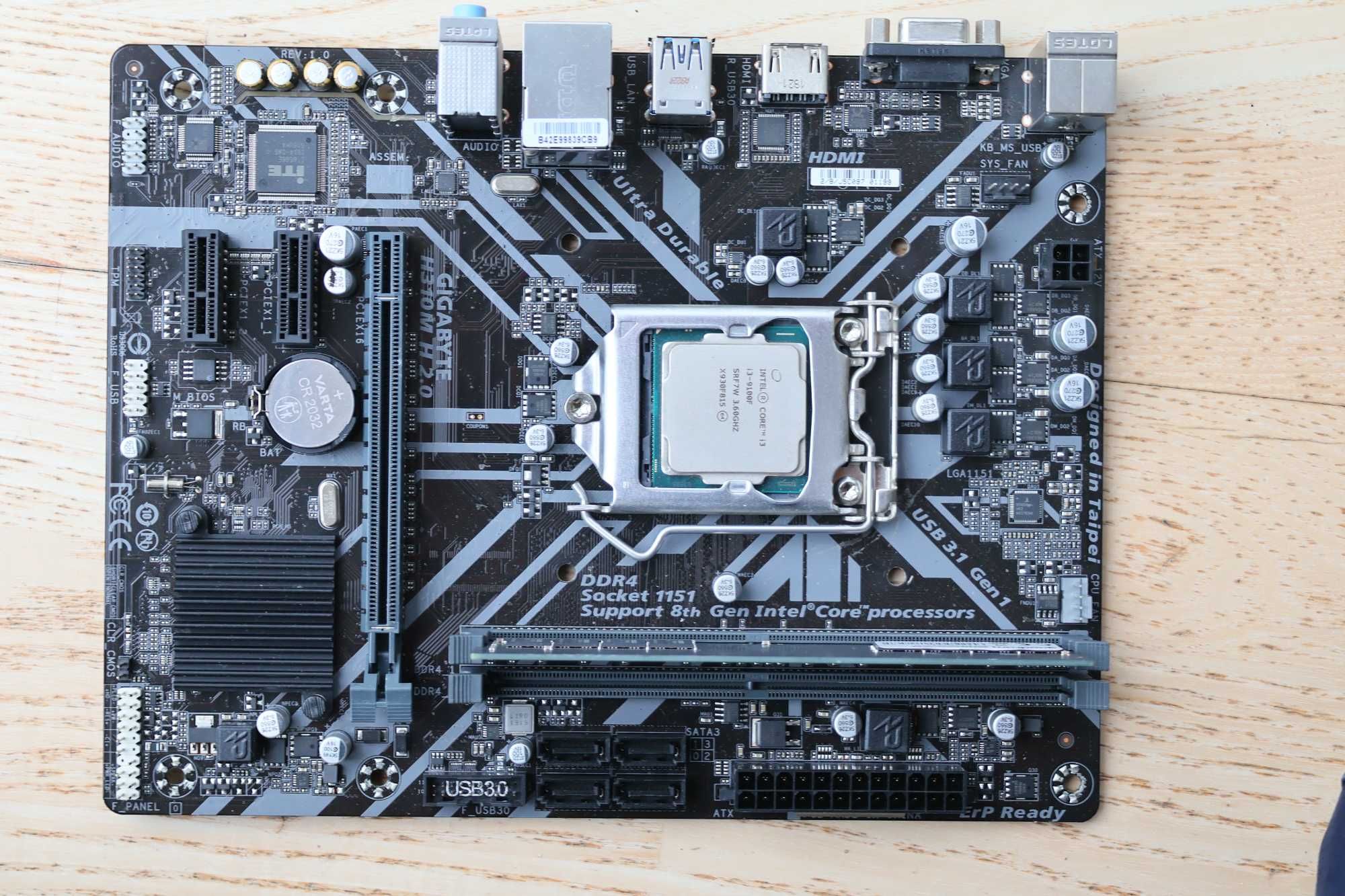 Płyta główna Gigabyte H310M H 2.0 + procesor Intel i3-9100F+ DDR4 8GB