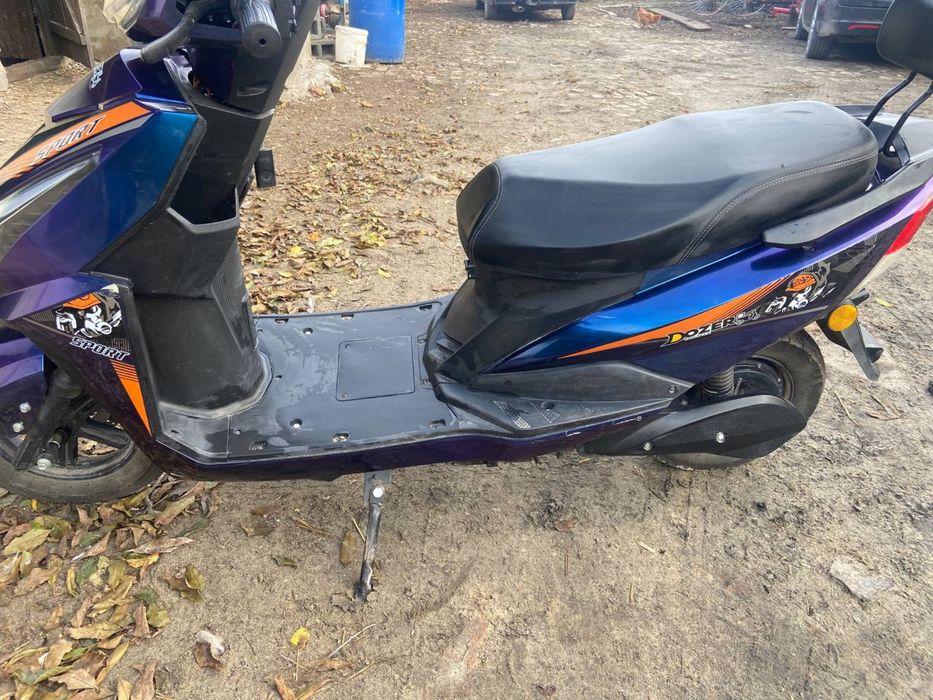 Продаю електро скутер