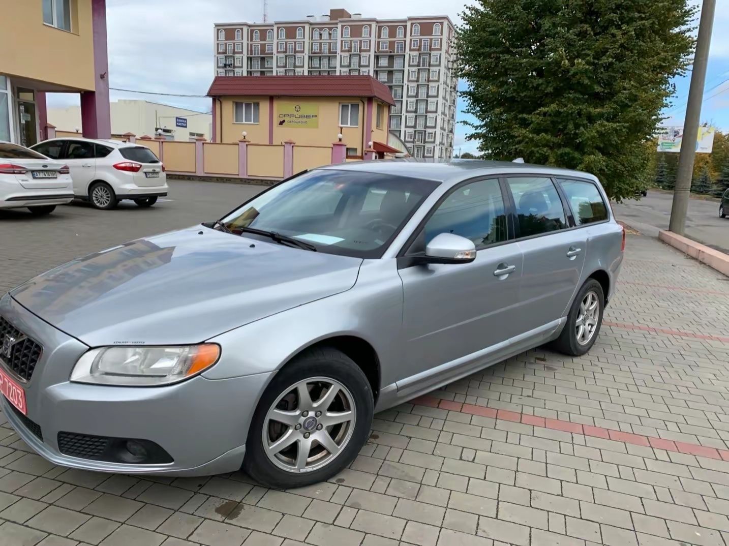 ТЕРМІНОВО Volvo V70 2.4 2009рік