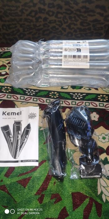 Машинка- тримєр KEMEI  , для голови , бороди.