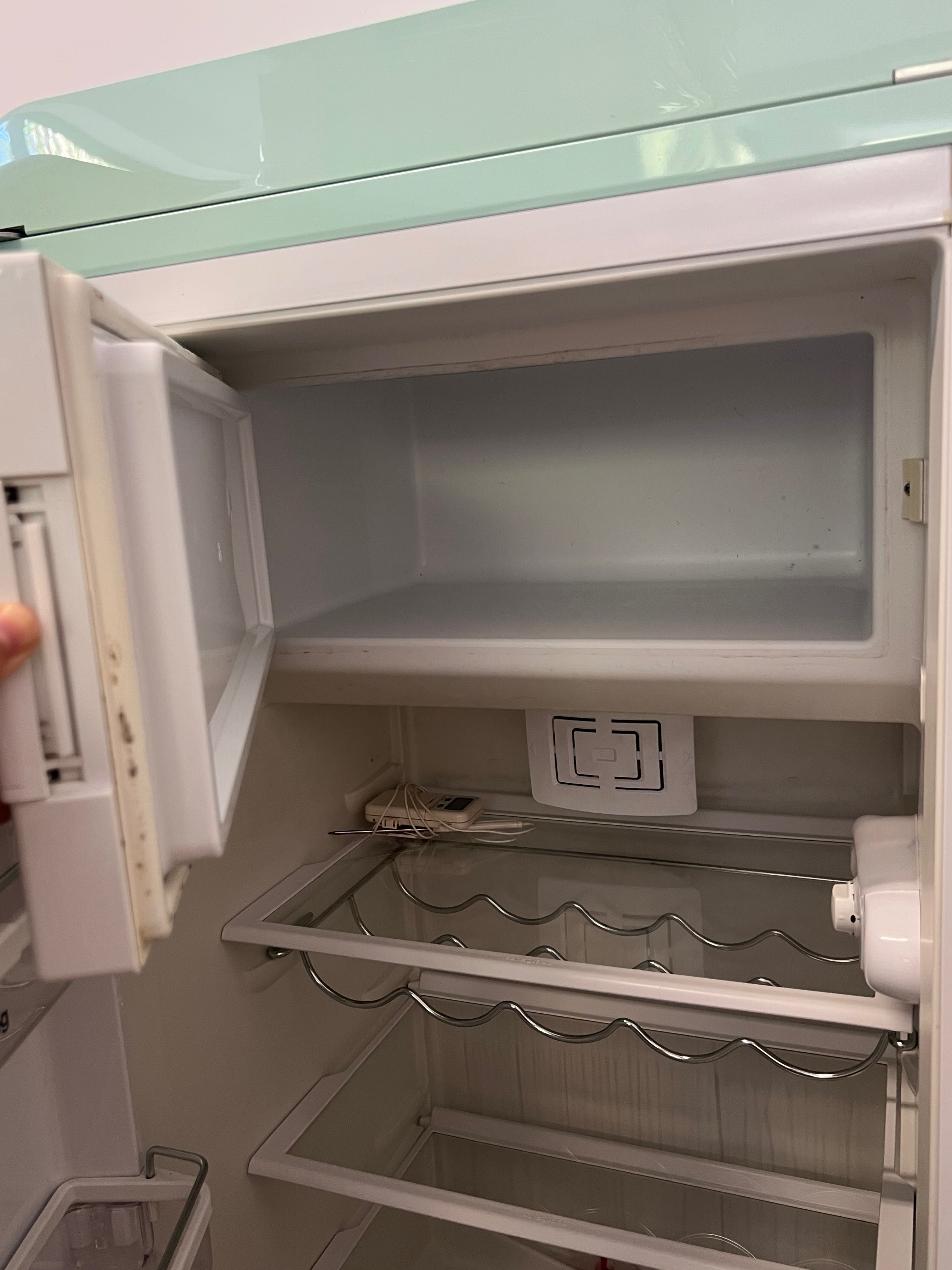 Frigorífico SMEG usado