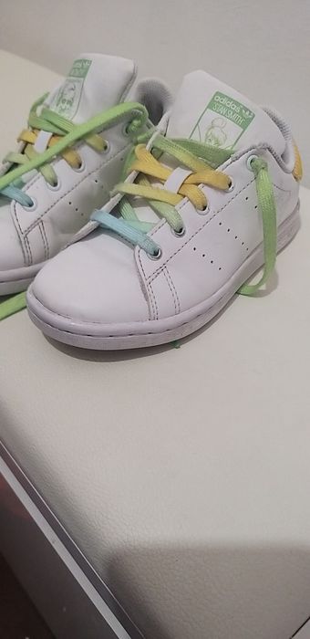 Sapatilhas Adidas Edição Especial