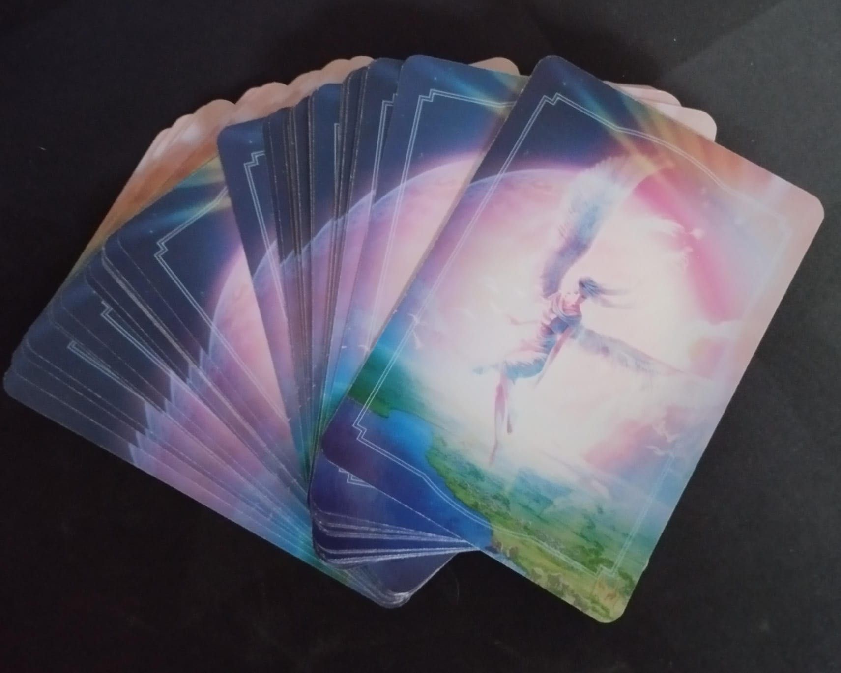Tarot Luz e Amor - Cartas, Livro e Caixa