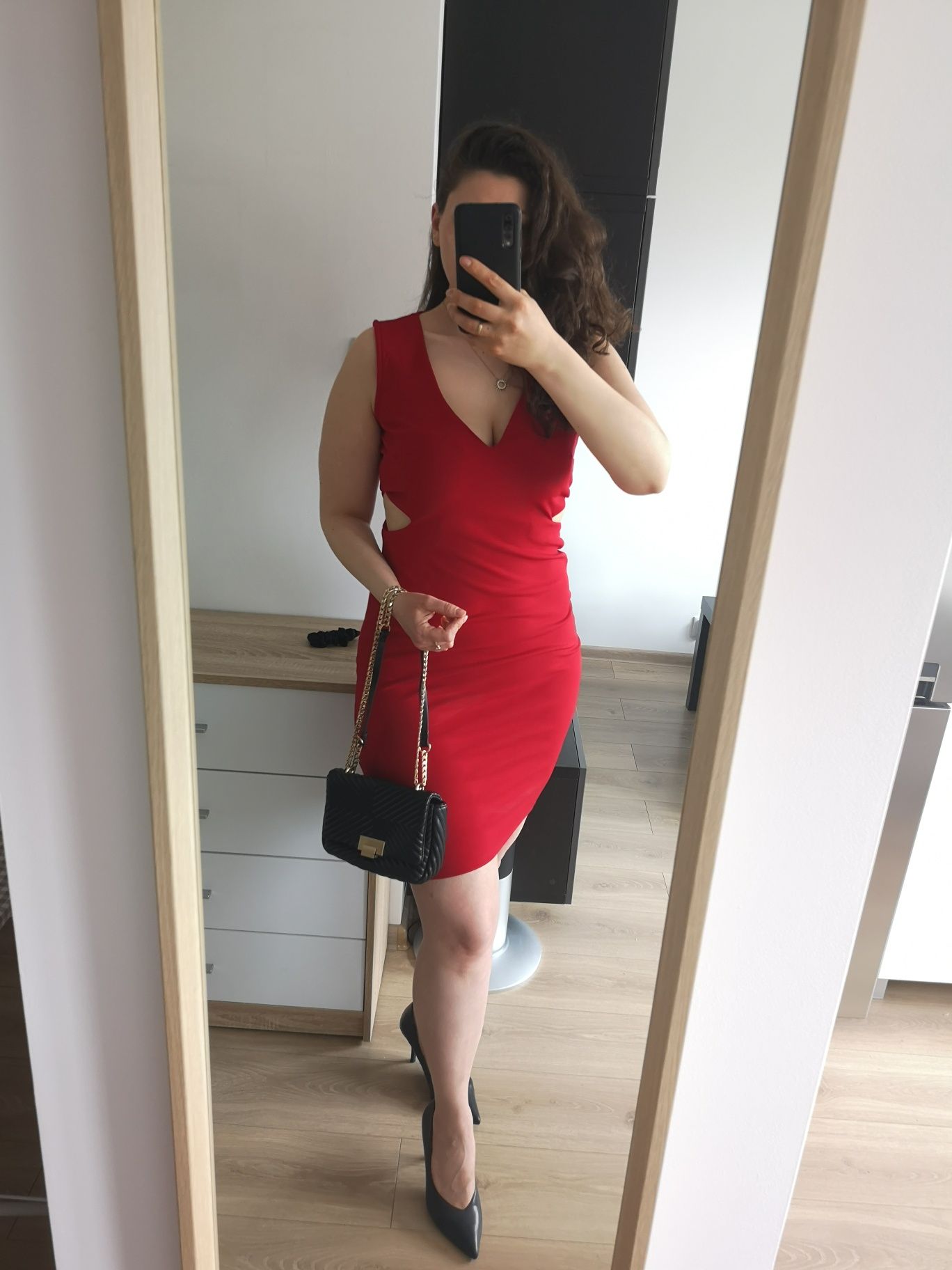 Czerwona sukienka