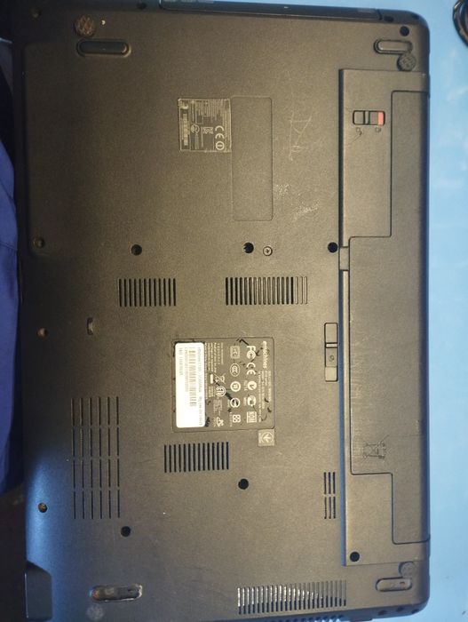 Ноутбук eMachines E732G