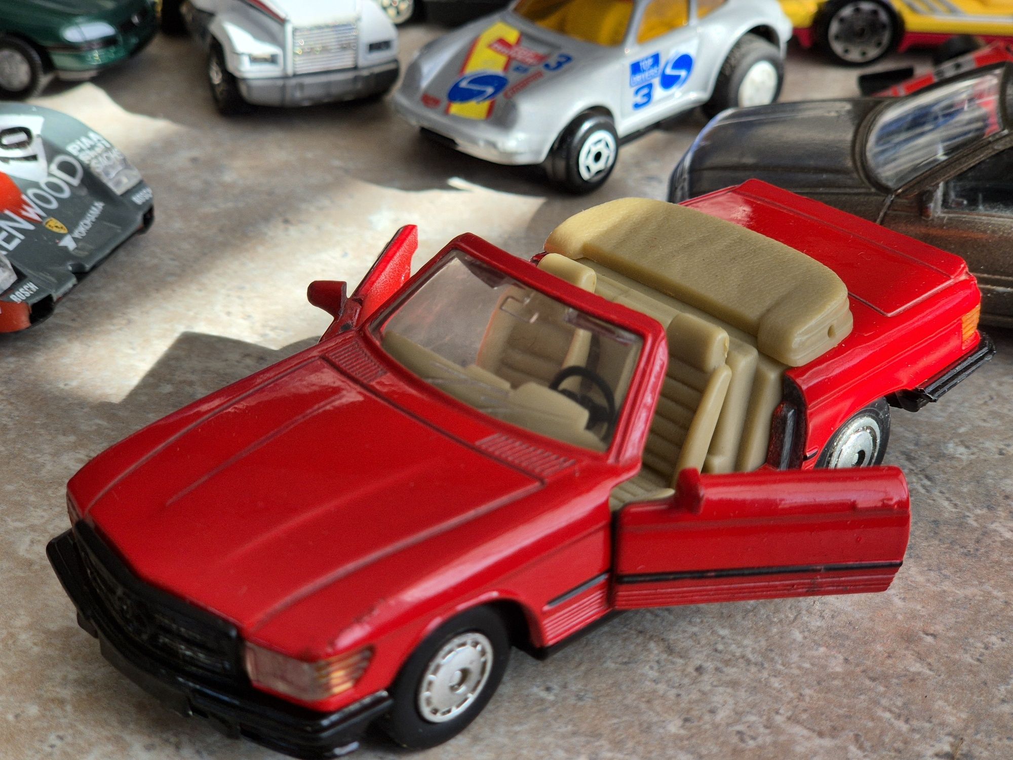 Model 1/39 z napędem Mercedes 500SL MC TOY resorak Unikat Kolekcja