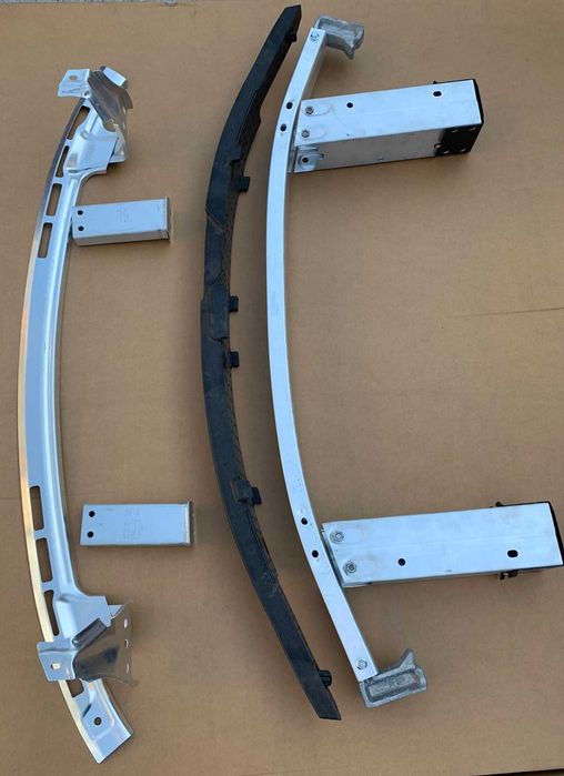 Кронштейн підсилювача подовжувач лонжерон Tesla 3/Y; 1109193-00-C