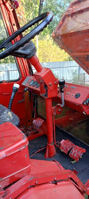 Трактор Т-16 з документами.