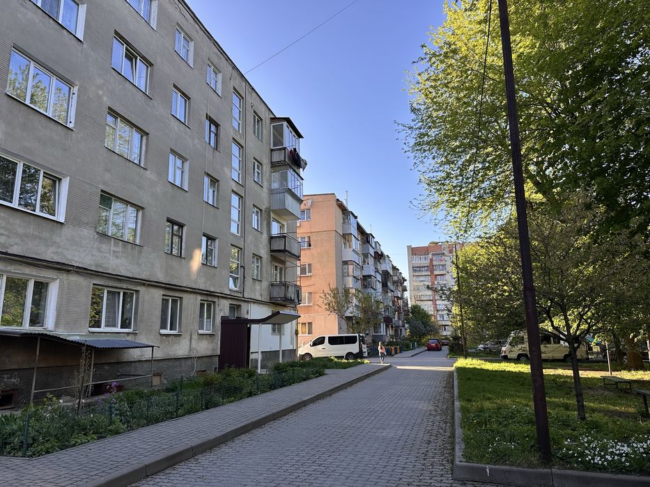 Продаж 2-кім Винники. вул. Кільцева.
