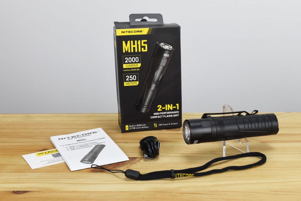 Nitecore MH15 2в1 Ліхтар Кишеньковий + Power Bank 5000 mAh