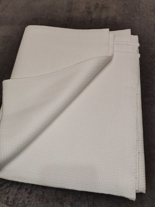 Большое белое вафельное полотенце 98×121 см