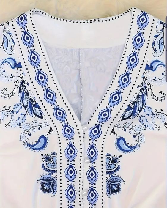 Плаття імітації вишивки