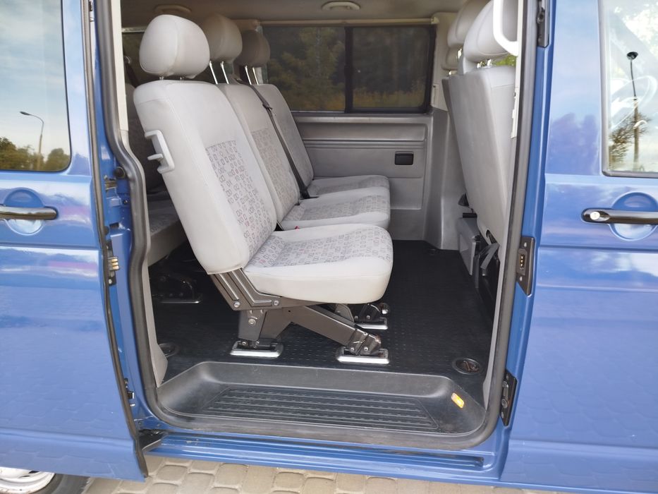 Transporter*T5*1.9TDI*9 osób*HAK*Salon Pl*Iwł*Niski Przebieg* Polecam