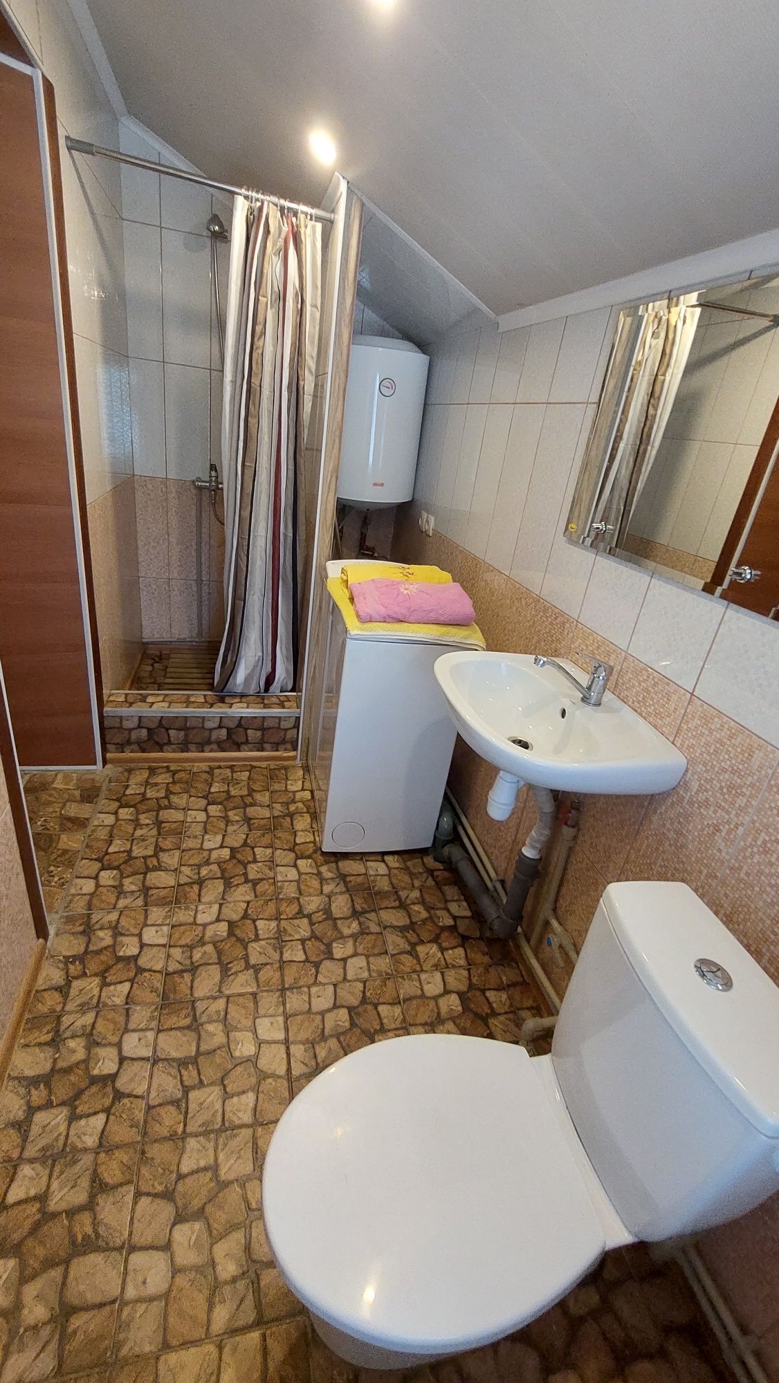 Без комісії,  Будинок 78 кв. м. в Карпатах