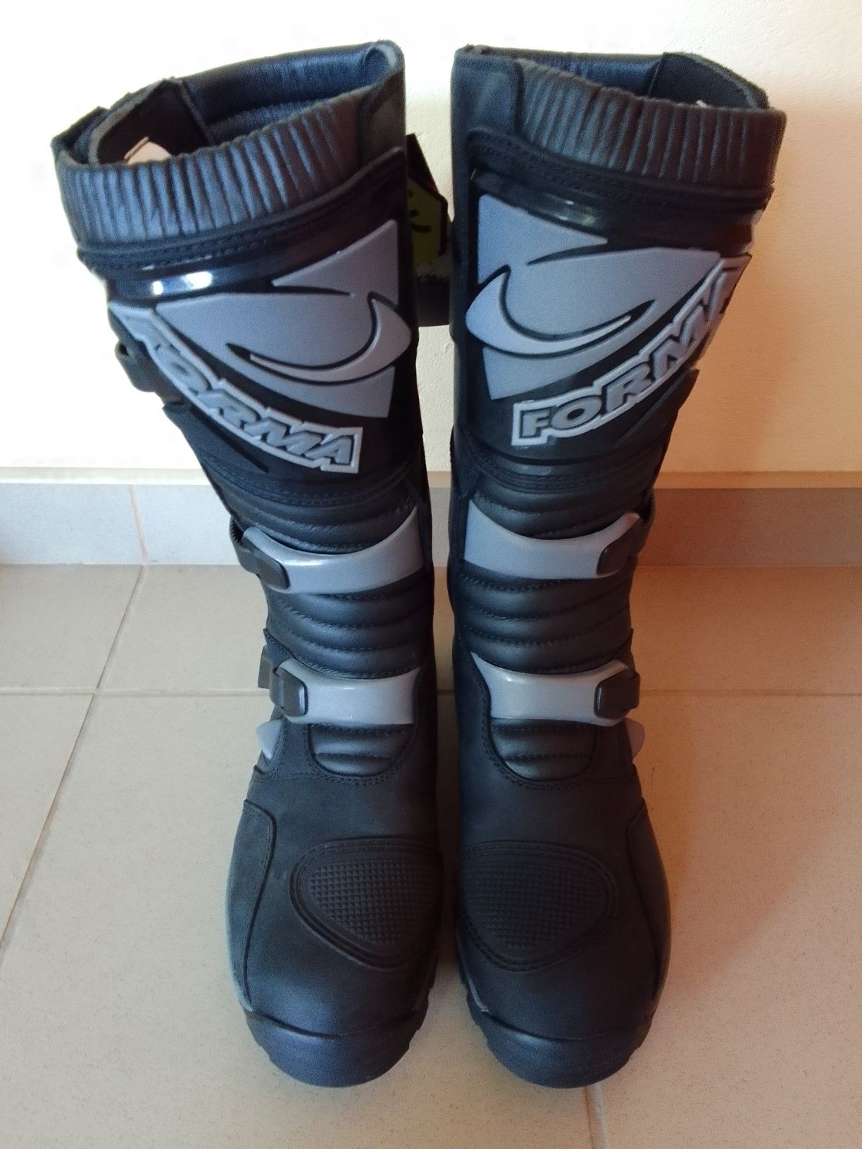 Buty Forma Adventure  Czarne, Nowe , Gwarancja