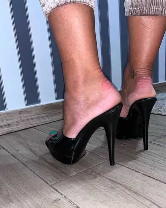 255/ ODRĘKI 40 szpilki klapki gogo pole dance obcasy 13 czarne szpilki